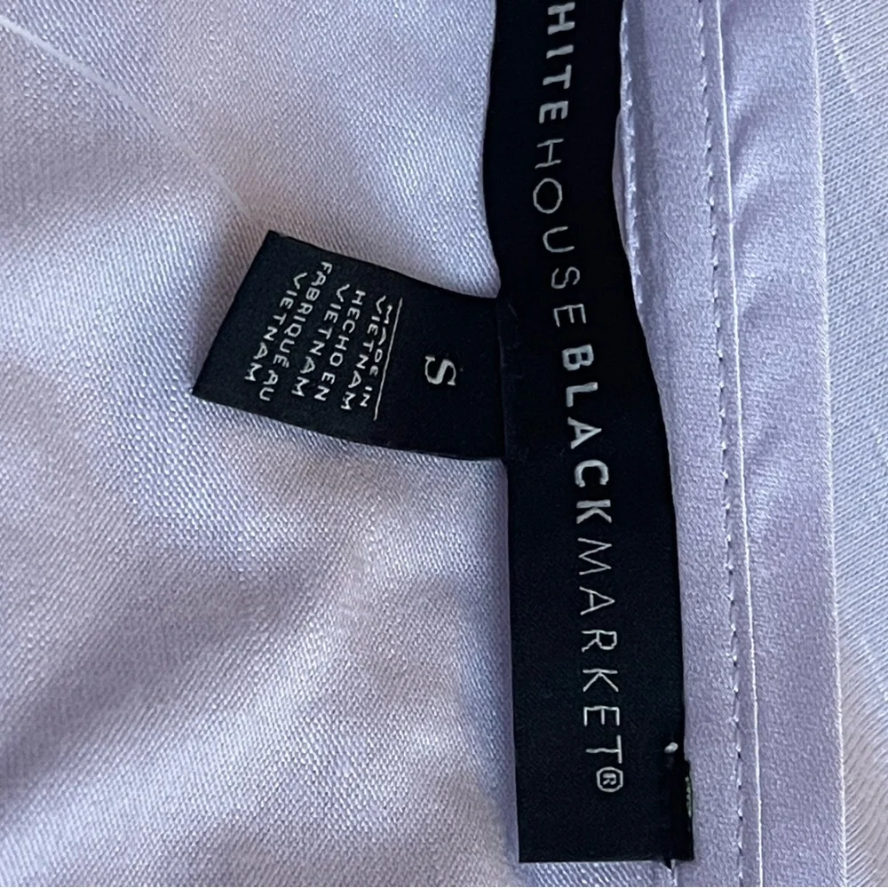 SOLD - NOT AVAILABLE 
WHBM lavender floral top size SP - Picture 5 of 6